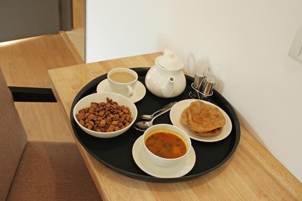 Oyo 2967 Bella Vista Hotel โกลกาตา ภายนอก รูปภาพ